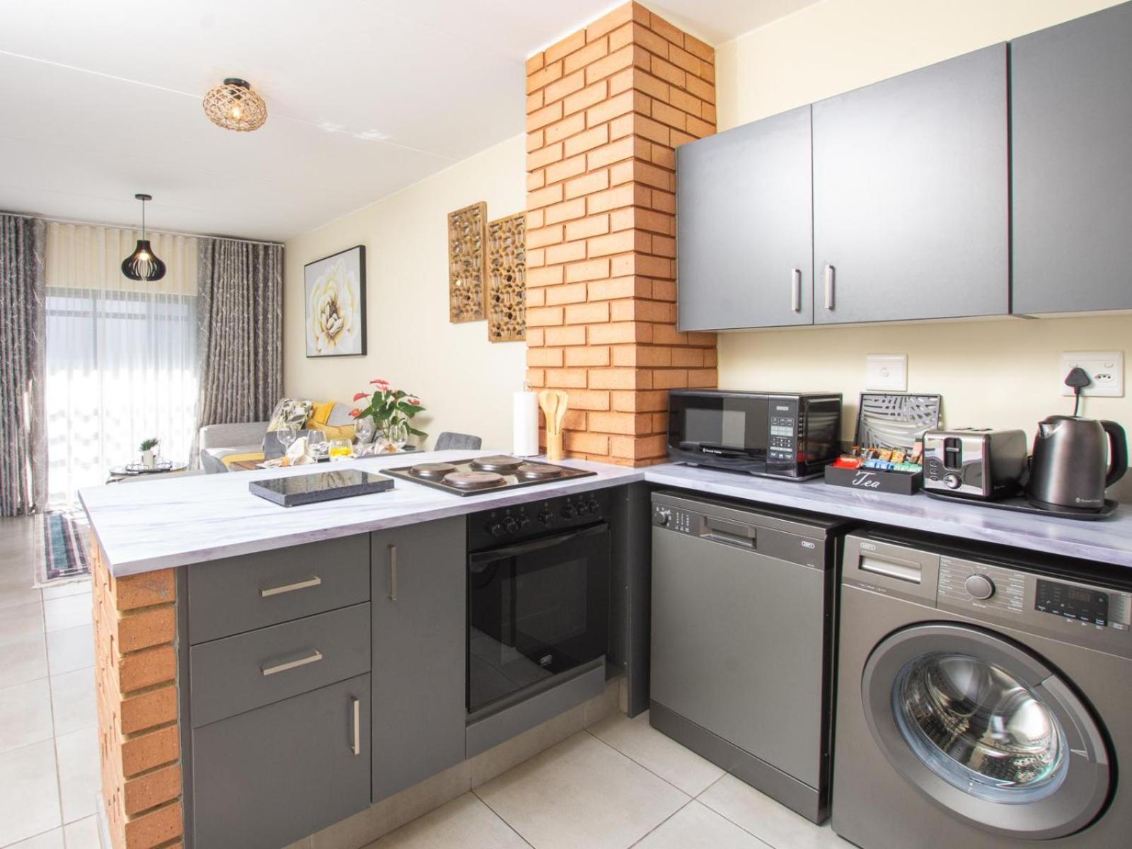 Elegance At Waterfall Ridge Midrand