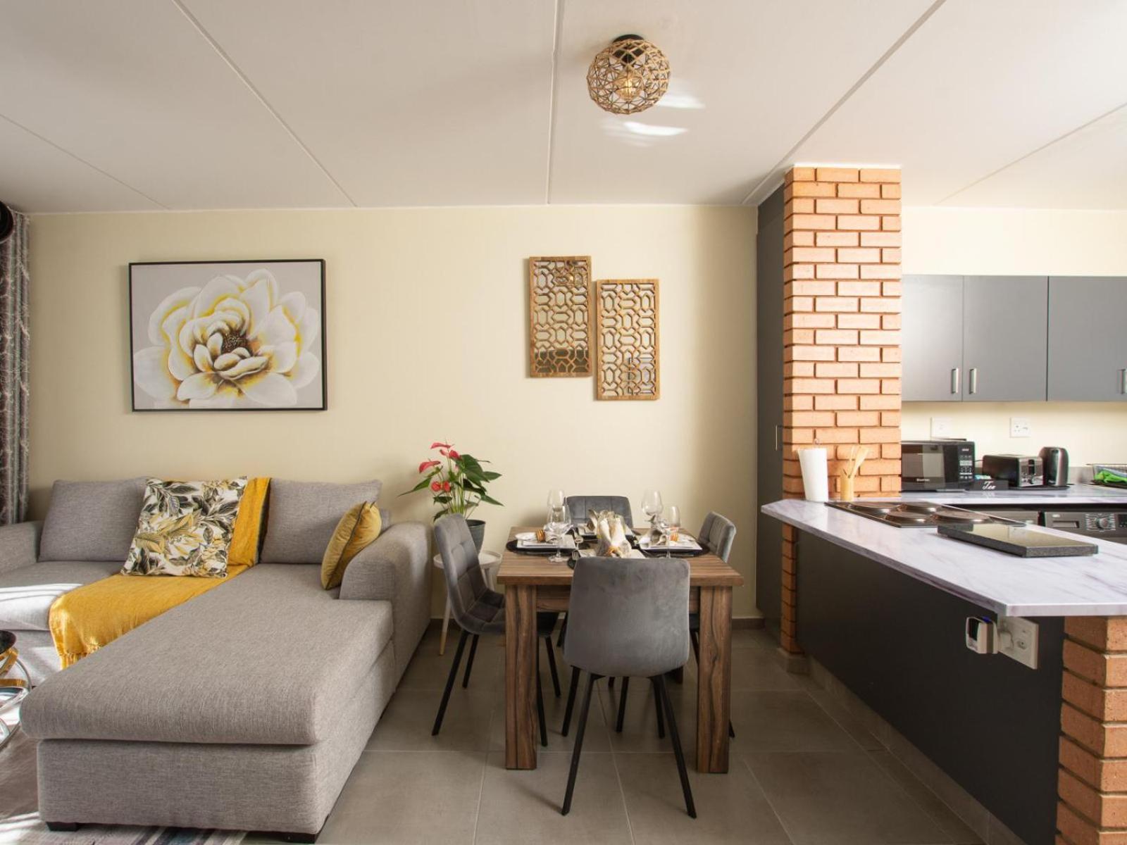 Elegance At Waterfall Ridge Apartment *